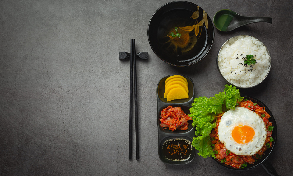 Asian Restaurant, Really Low Rent, Prime Location Near Mall - (Cml 11504) For Sale 1