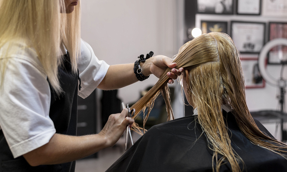 Profits Over $177,000 - Thriving Hair Salon For Sale (Cml 11241) 1