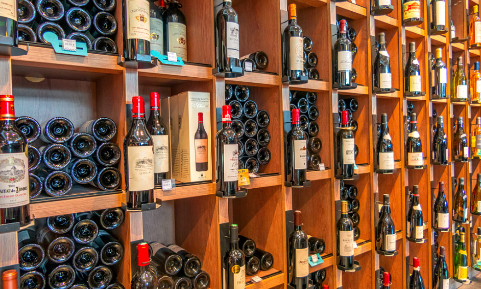 Liquor Store For Sale, Prime Location - (Cml 11398) 1