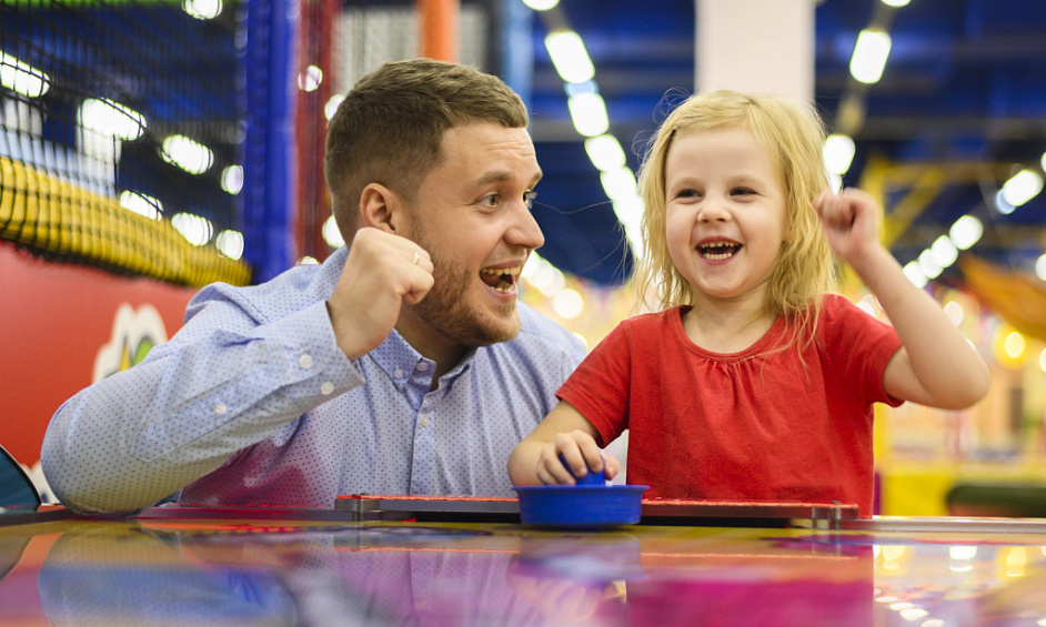 Exciting Family Entertainment Opportunity - (Cml 11470) For Sale 1 Exciting Family Entertainment Opportunity - (Cml 11470) For Sale 1