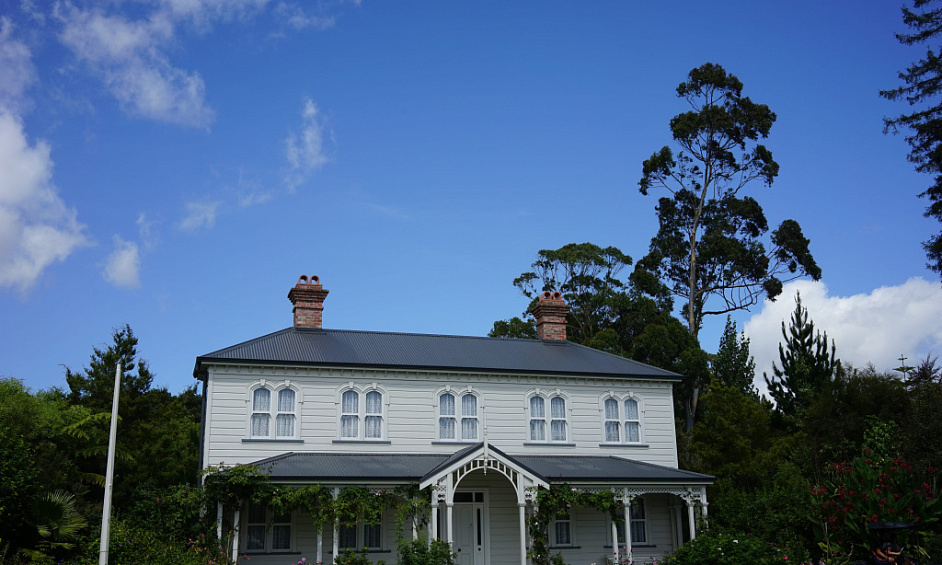 Balmoral Lodge In Queenstown For Sale 1